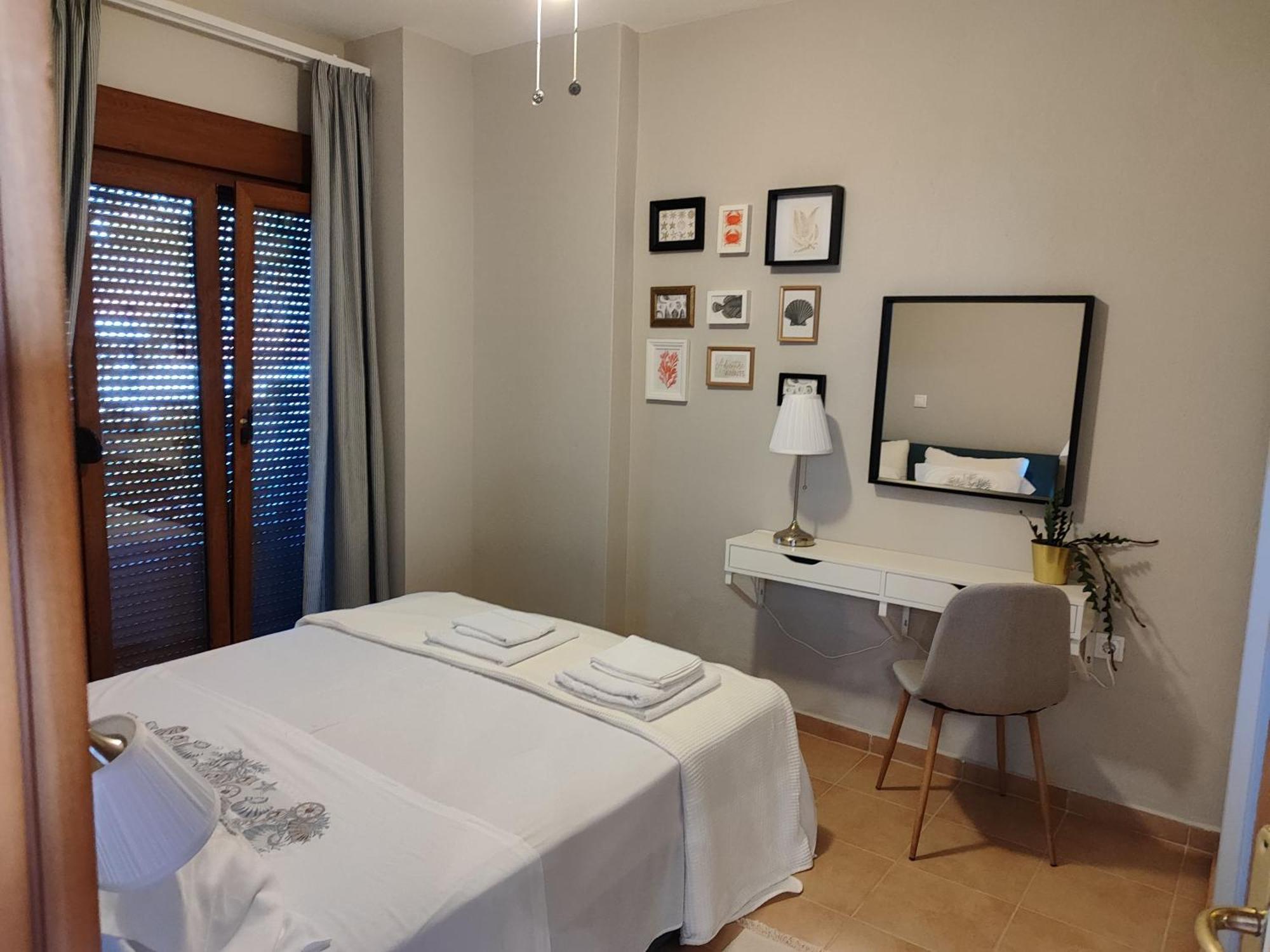 Navy Blue Apartment Неа Скиони Екстериор снимка